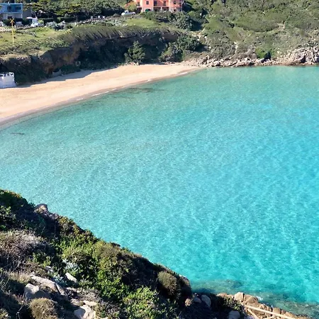 Glorious Le Pavoncelle-1bedapt B4 Sleep4 Santa Teresa Gallura